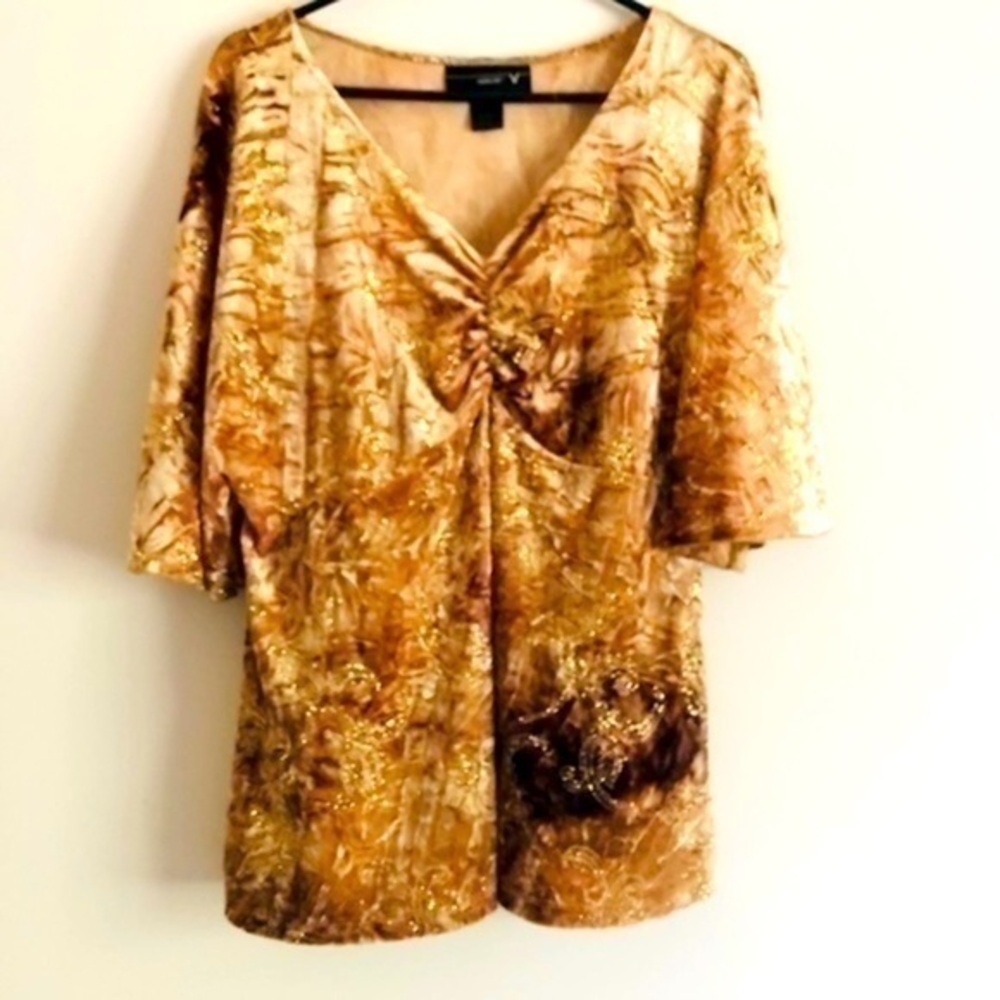 Venezia Tops Golden Embroidered Thread Size 14/16